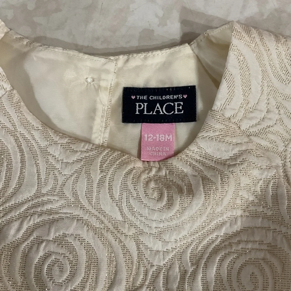 The Children’s Place Elegant Cream Baby Dress with Bow size 12 -18 months